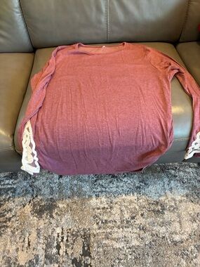 Women's Long Sleeve Lace Accent Top - Mauve